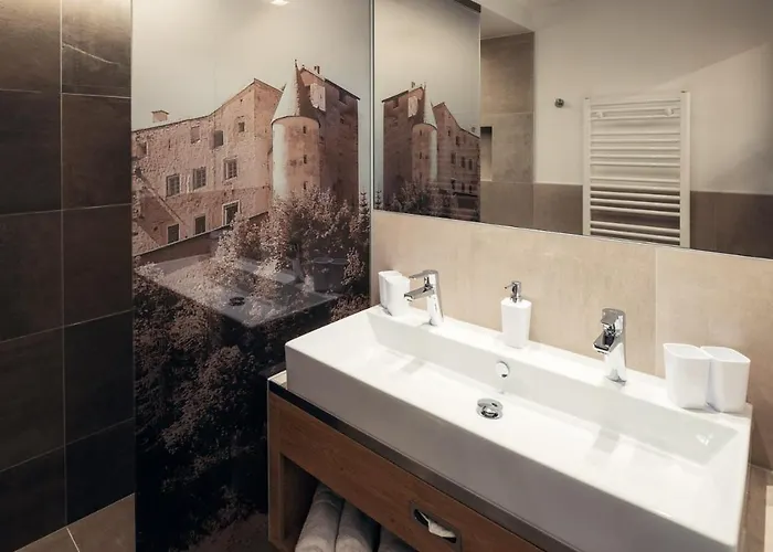 بوست فندق 4*