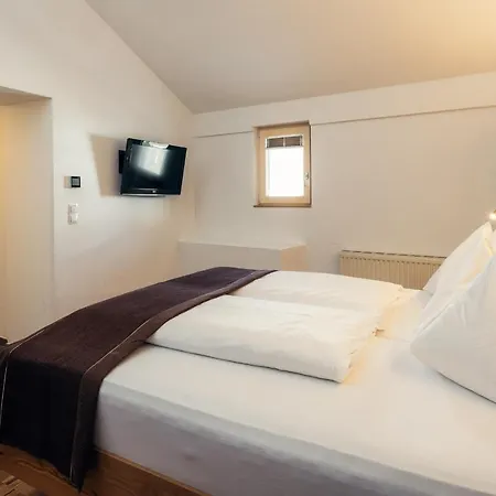 Post Hotel