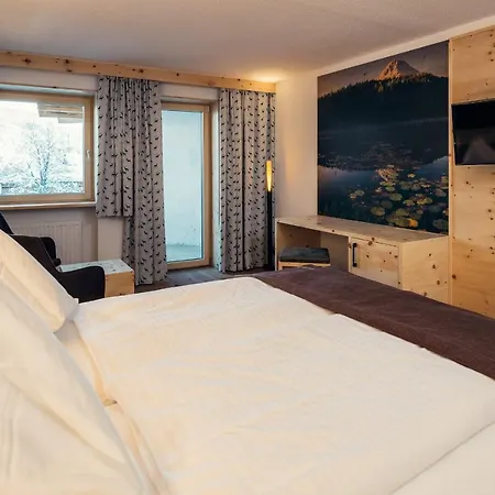 Post Hotel