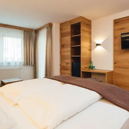 Post Hotel