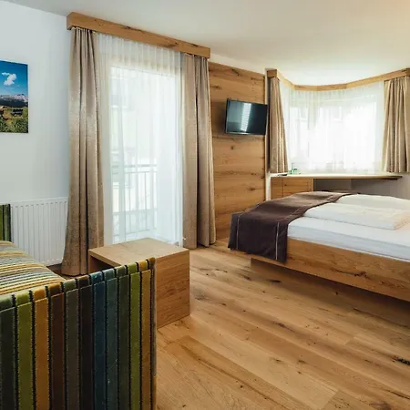 Post ナウダース