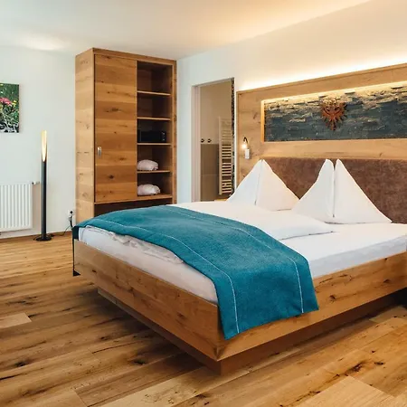Post Hotel 4*