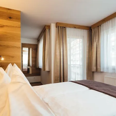 Post ナウダース