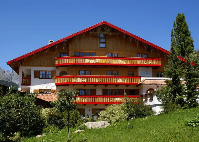 Post 4* ナウダース