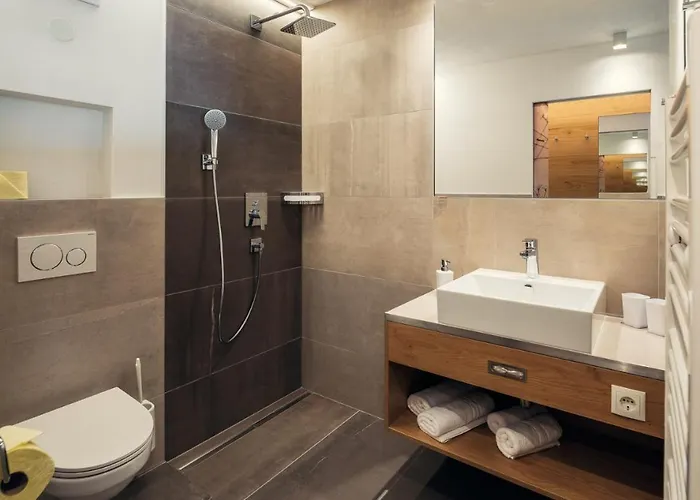 Post ナウダース