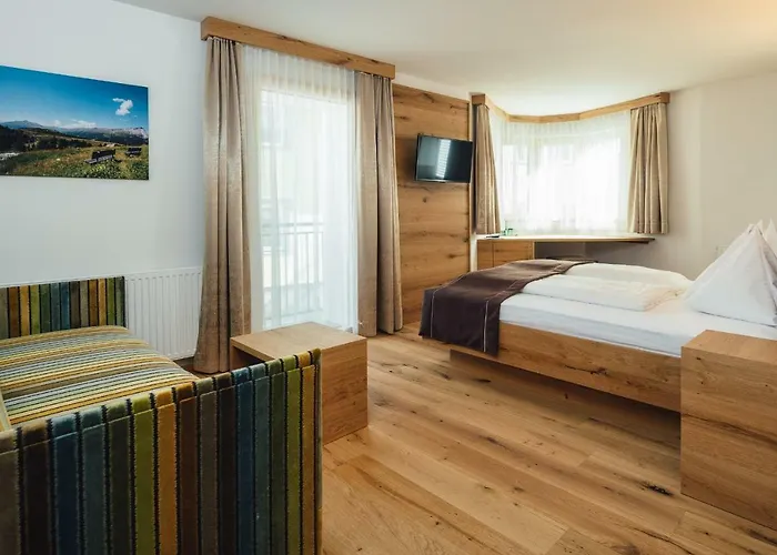 Post ナウダース